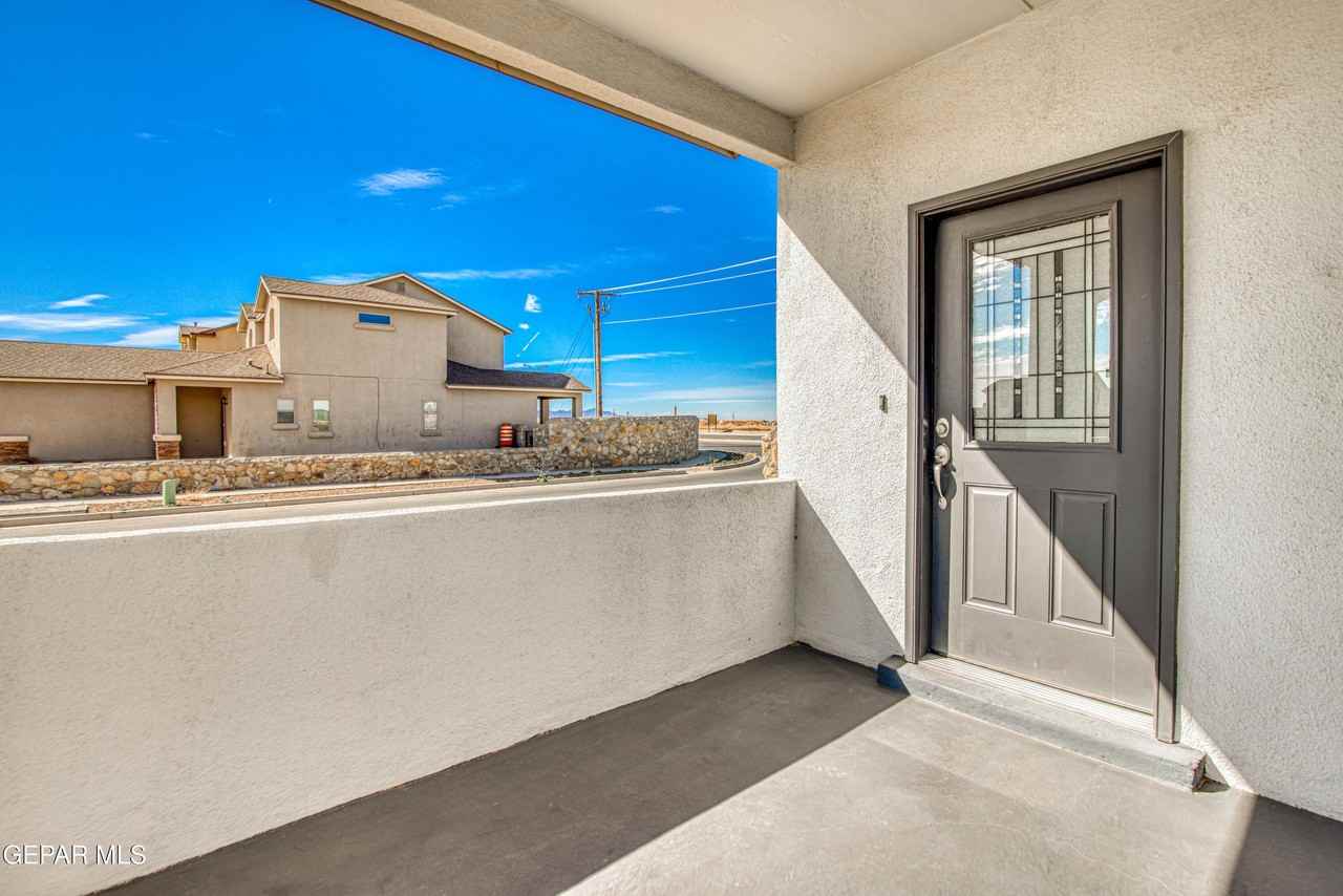14801 Bobby Joe Hill Dr - Photo 4 of 35