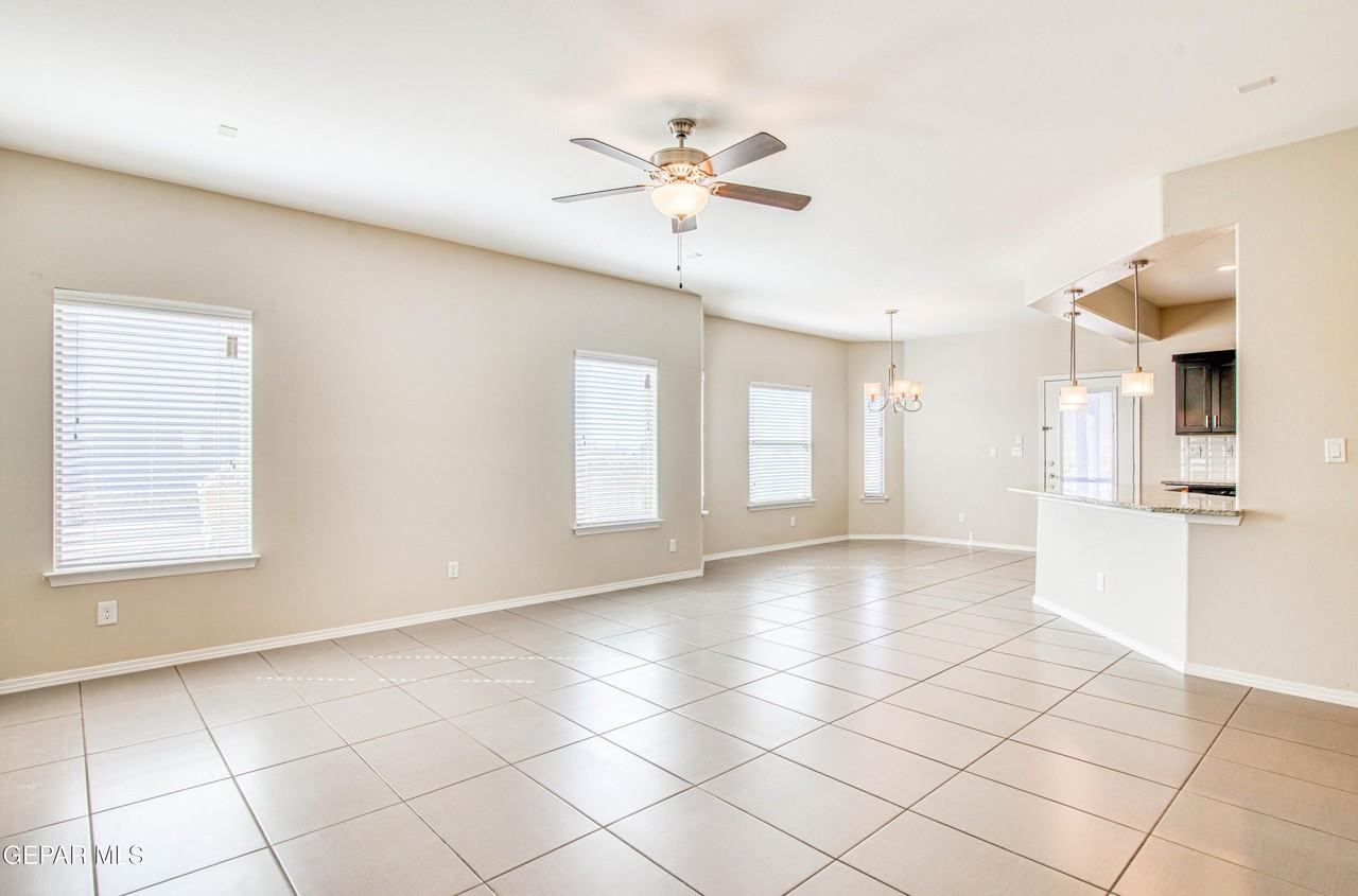 14801 Bobby Joe Hill Dr - Photo 6 of 35