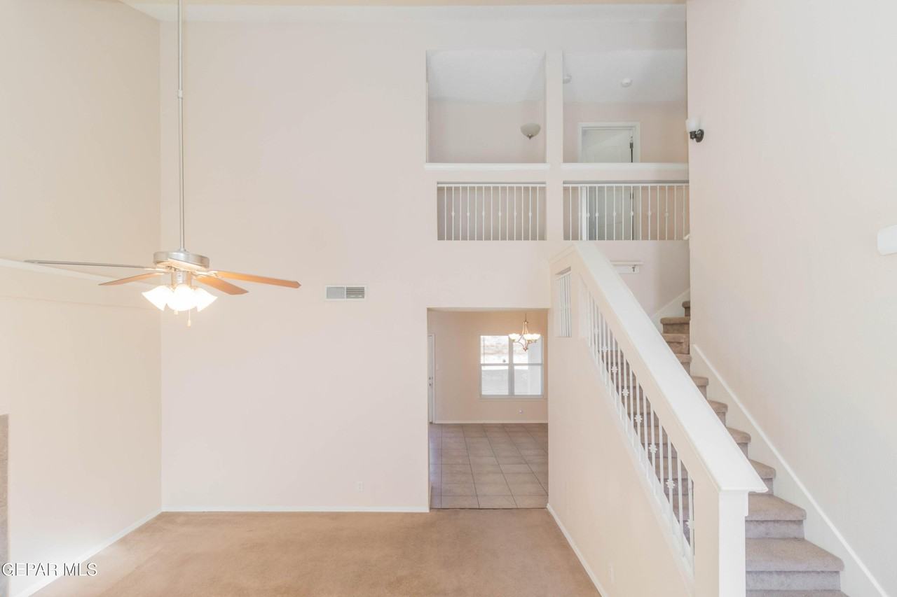6504 Berringer St - Photo 5 of 30