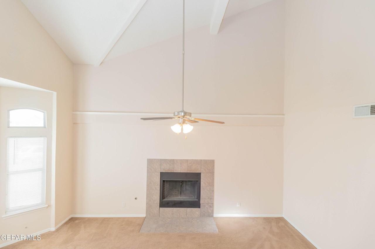 6504 Berringer St - Photo 6 of 30