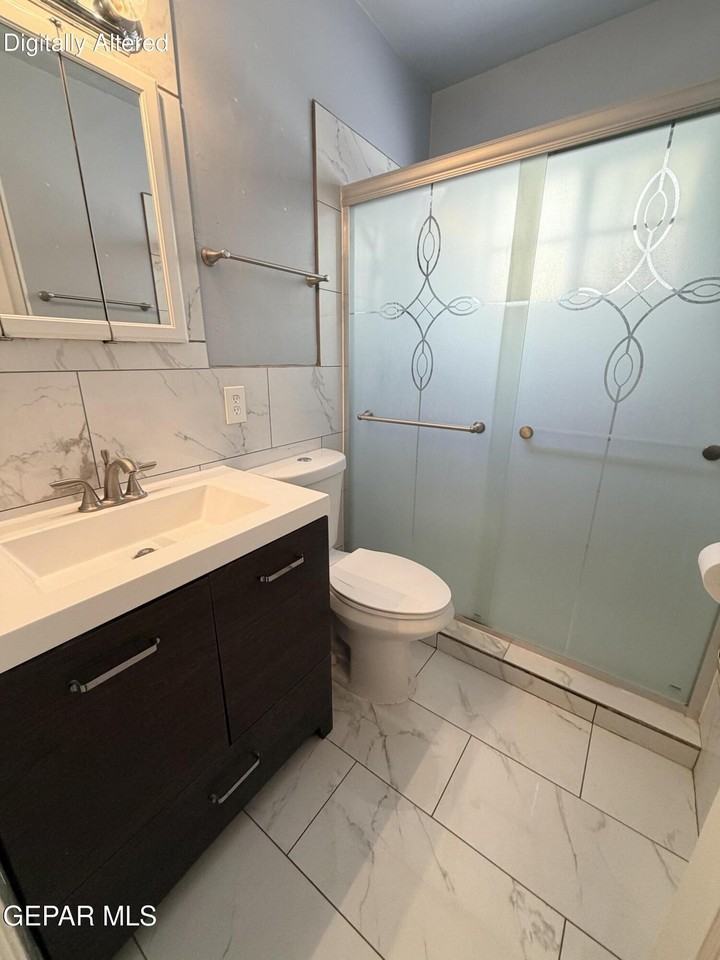 2803 Idalia Ave #REAR - Photo 2 of 9
