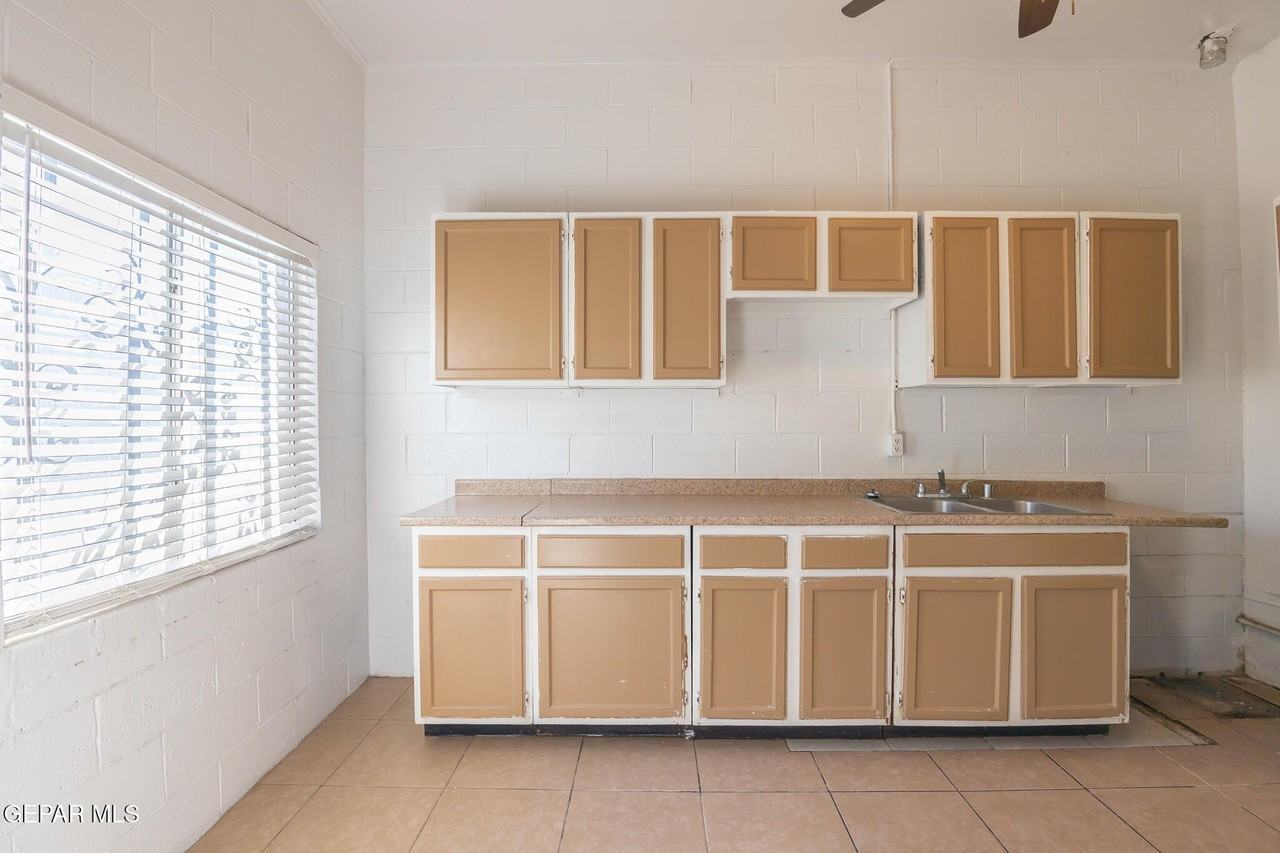4317 Manchester Ave - Photo 5 of 13