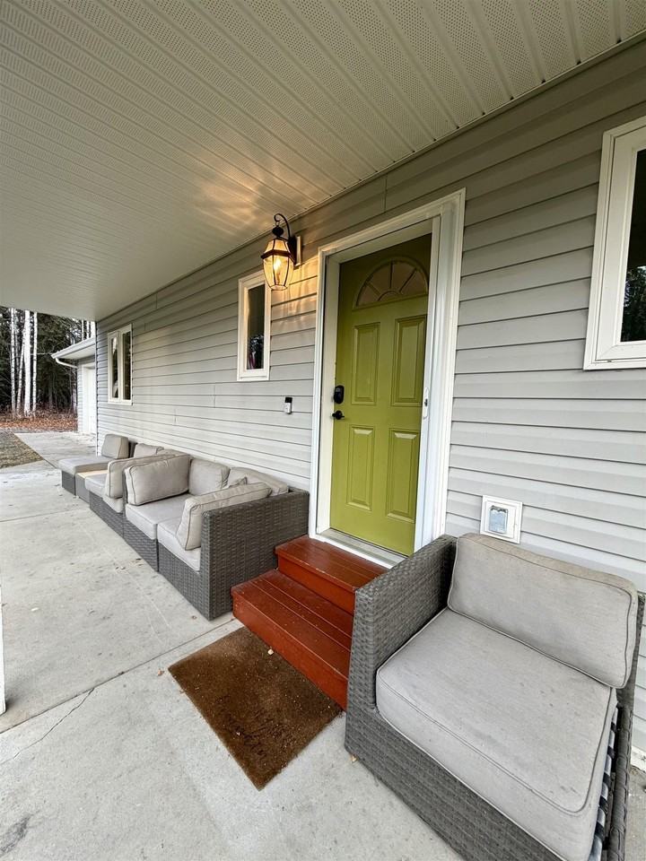 700 Orion Dr - Photo 2 of 35