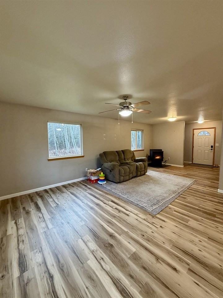 700 Orion Dr - Photo 7 of 35