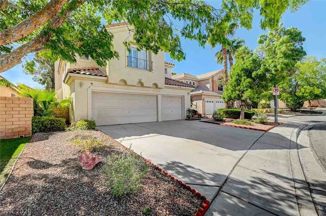 4721 Jasper Rock Ct - Photo 3 of 50