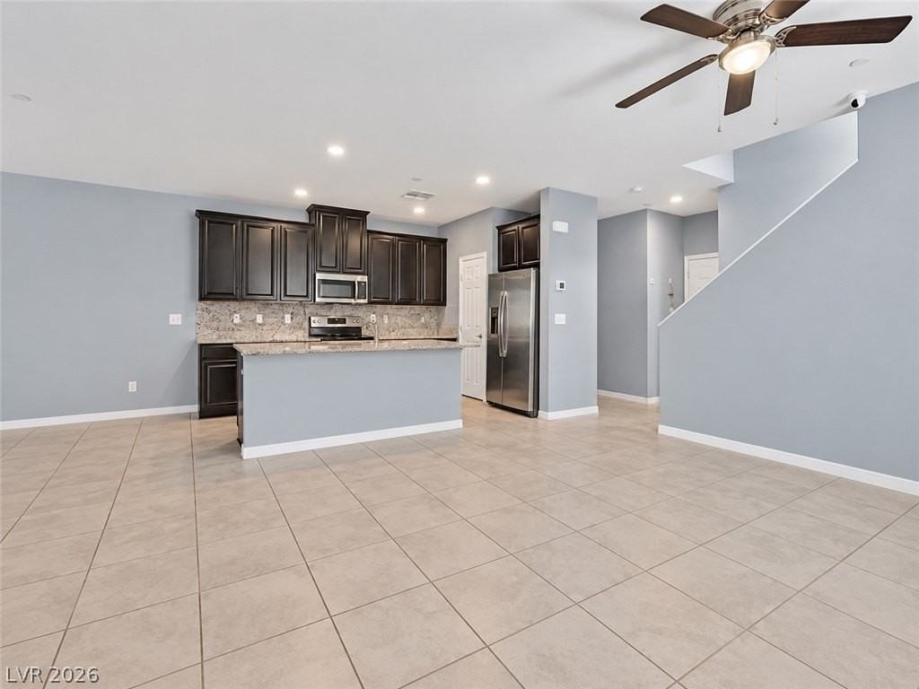 788 Grand Country Ave - Photo 7 of 14