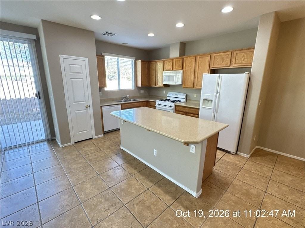 5853 Addy Ln - Photo 6 of 32