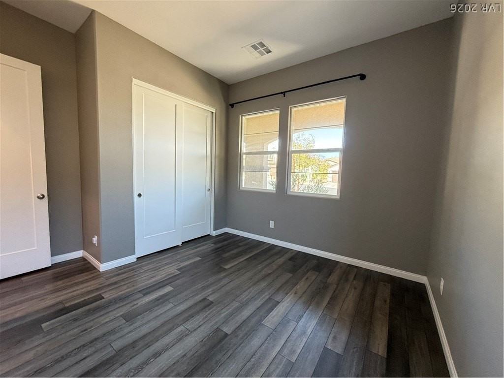 10241 Skye Run Ave - Photo 6 of 34