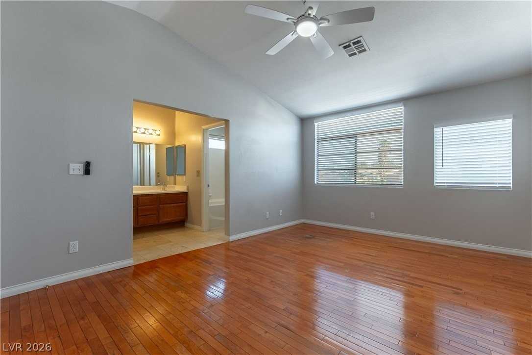 7129 Paradise Bay Dr - Photo 7 of 12