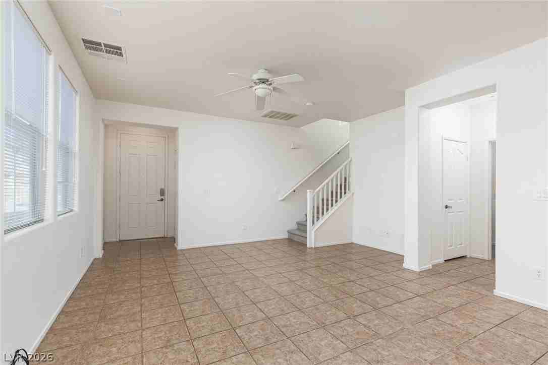 131 Afternoon Rain Ave - Photo 4 of 32