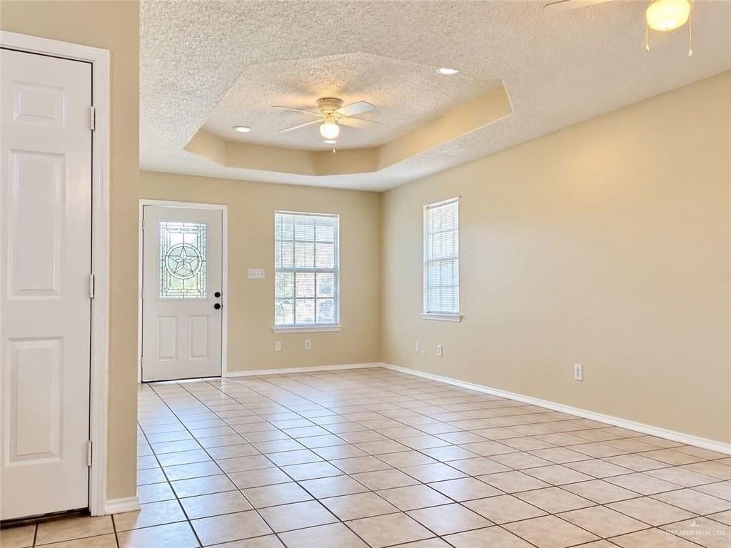 325 W Jefferson St - Photo 2 of 13