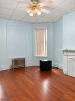 featured image of 167 Pearl St #2