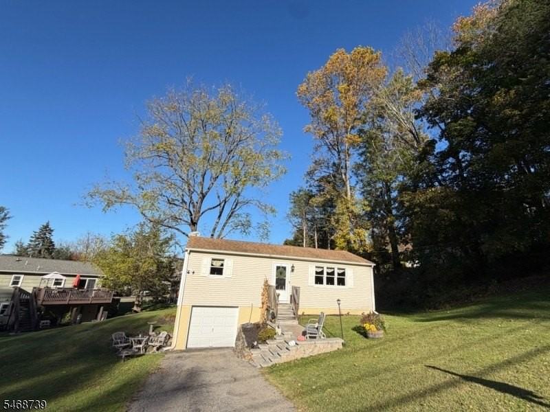 39 Scenic Dr - Photo 4 of 26