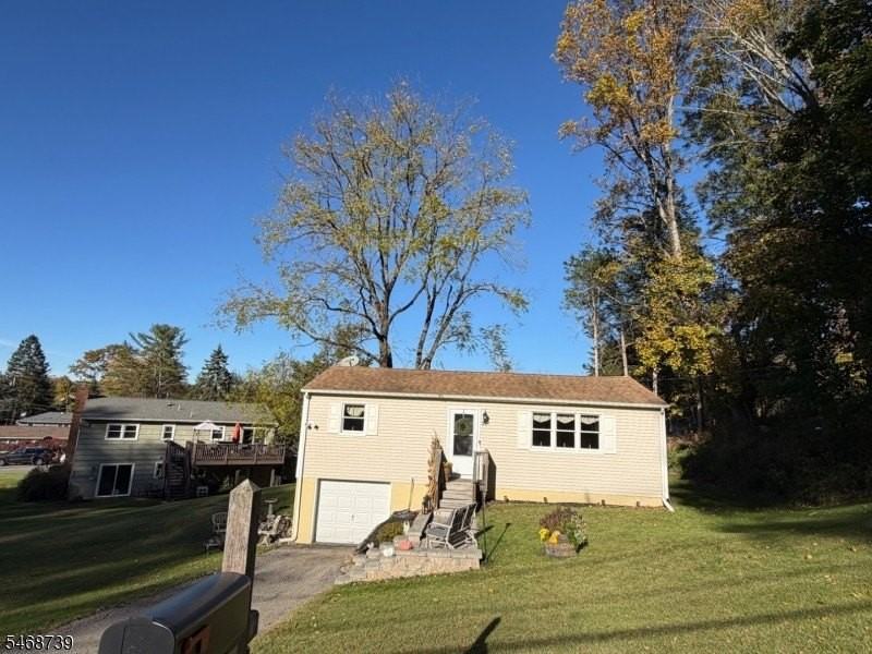 39 Scenic Dr - Photo 5 of 26