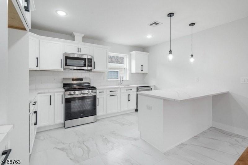 1021 Cross Ave - Photo 5 of 24