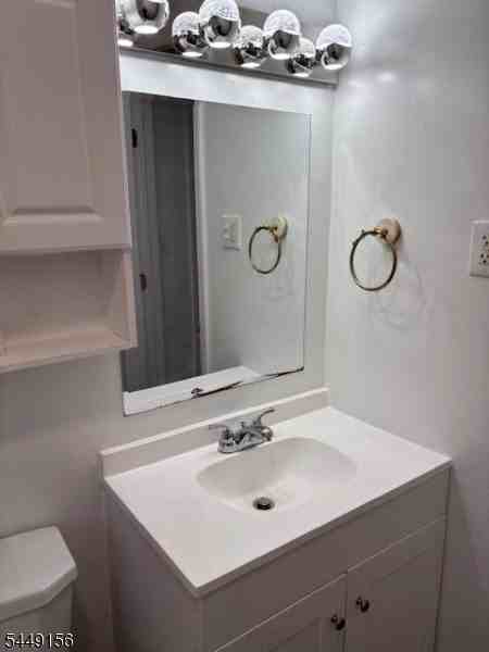 15 Stanchak Ct - Photo 6 of 9