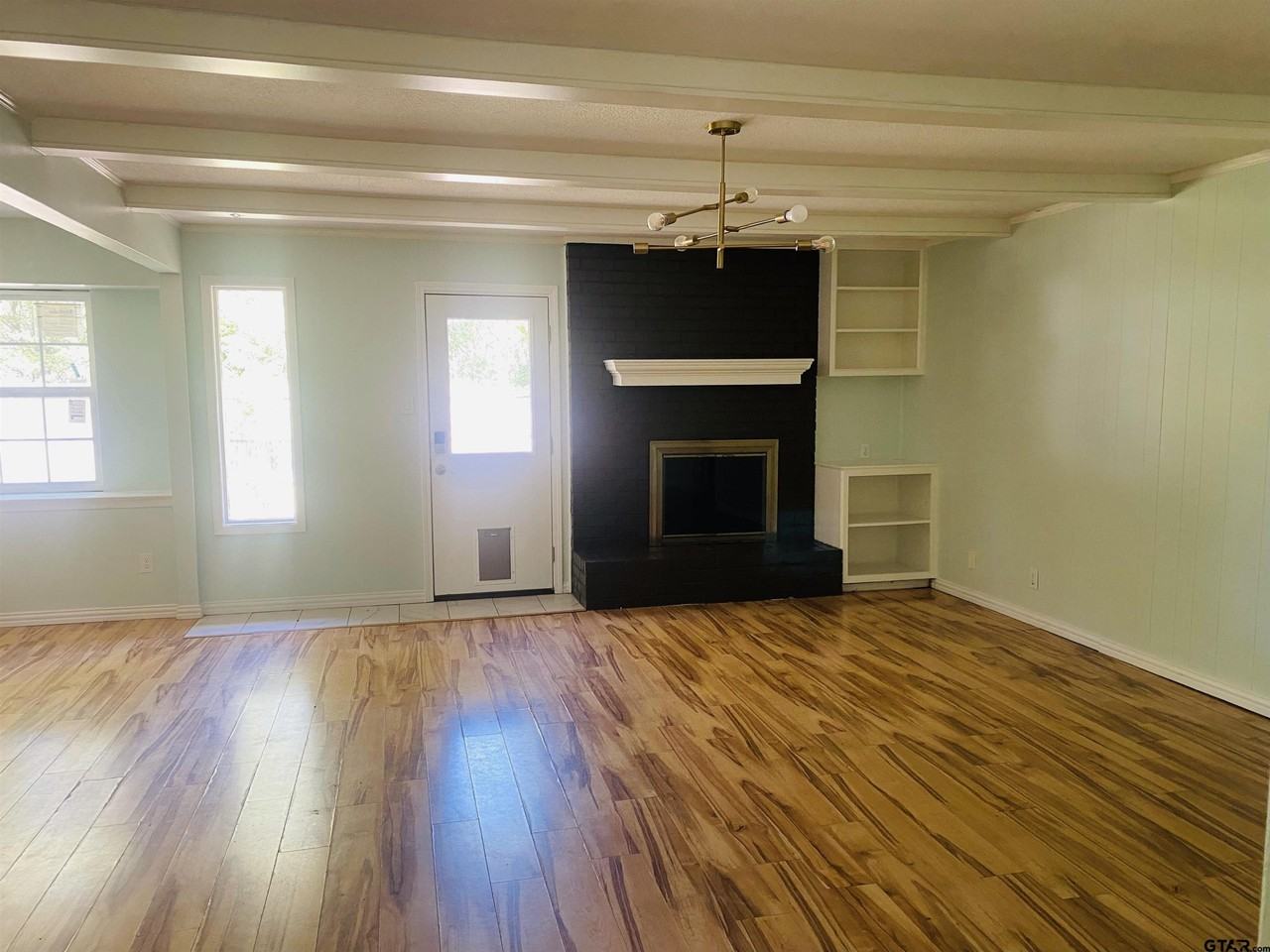 3908 Wakefield Dr - Photo 4 of 22