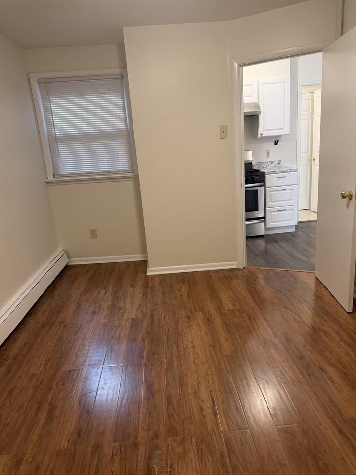 15 W 52nd St - Photo 2 of 12