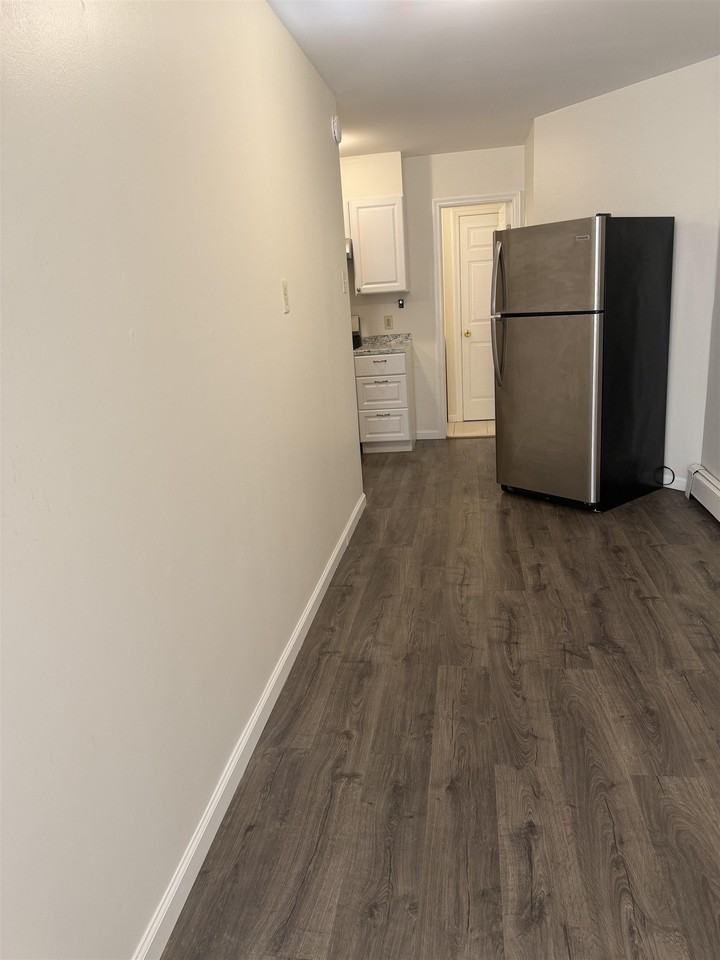 15 W 52nd St - Photo 6 of 12