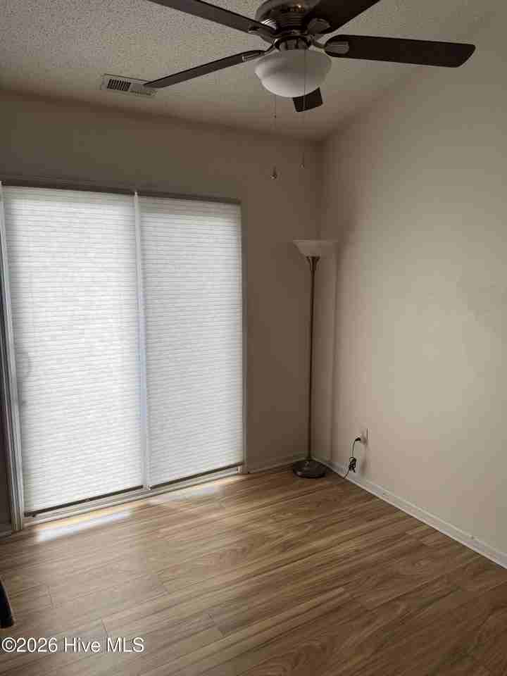 103 Loblolly Ln - Photo 5 of 15