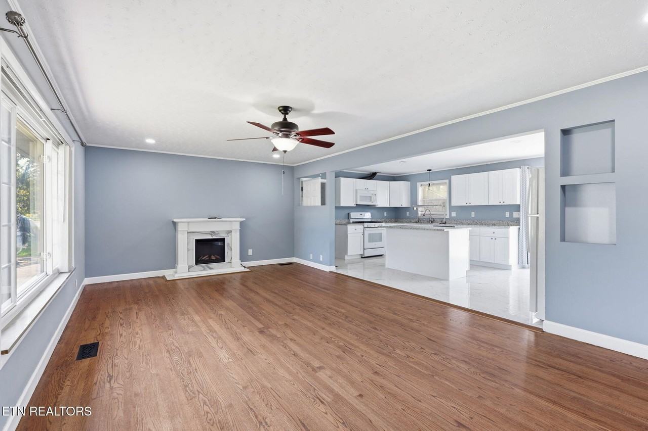 209 Chaho Rd - Photo 4 of 28