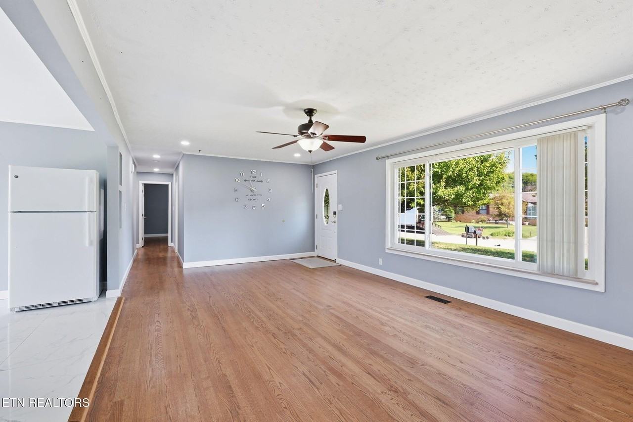 209 Chaho Rd - Photo 5 of 28