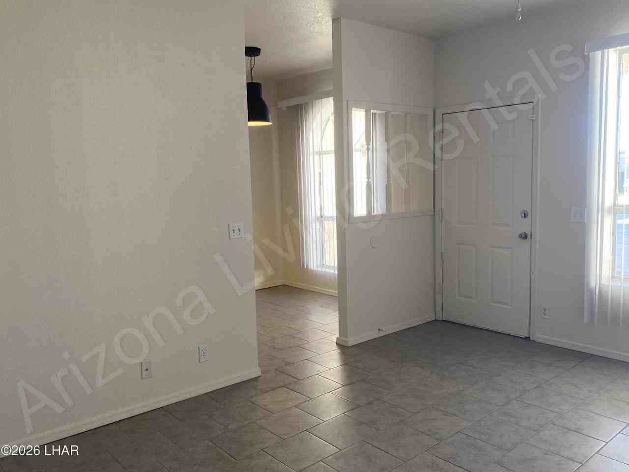 3680 Lost Dutchman Dr #B - Photo 5 of 11