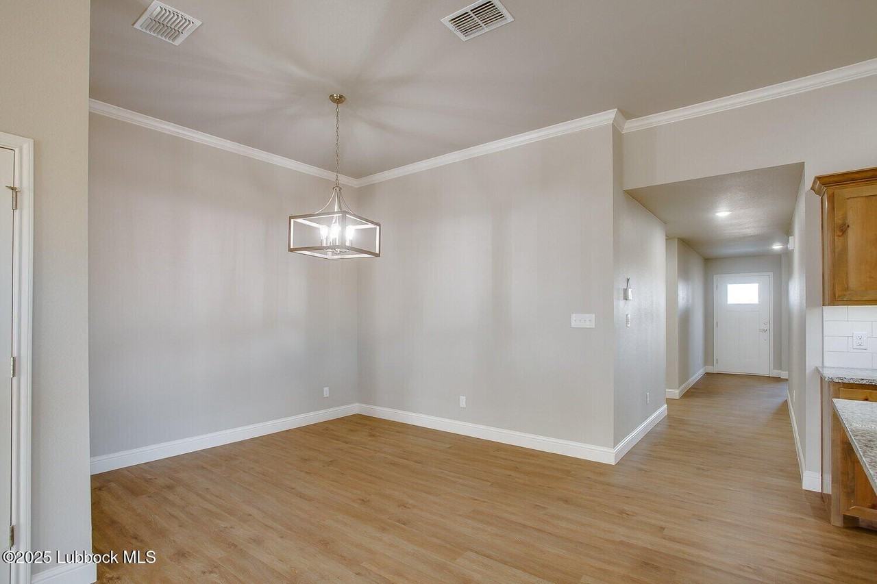 817 N 4th St - Photo 6 of 17