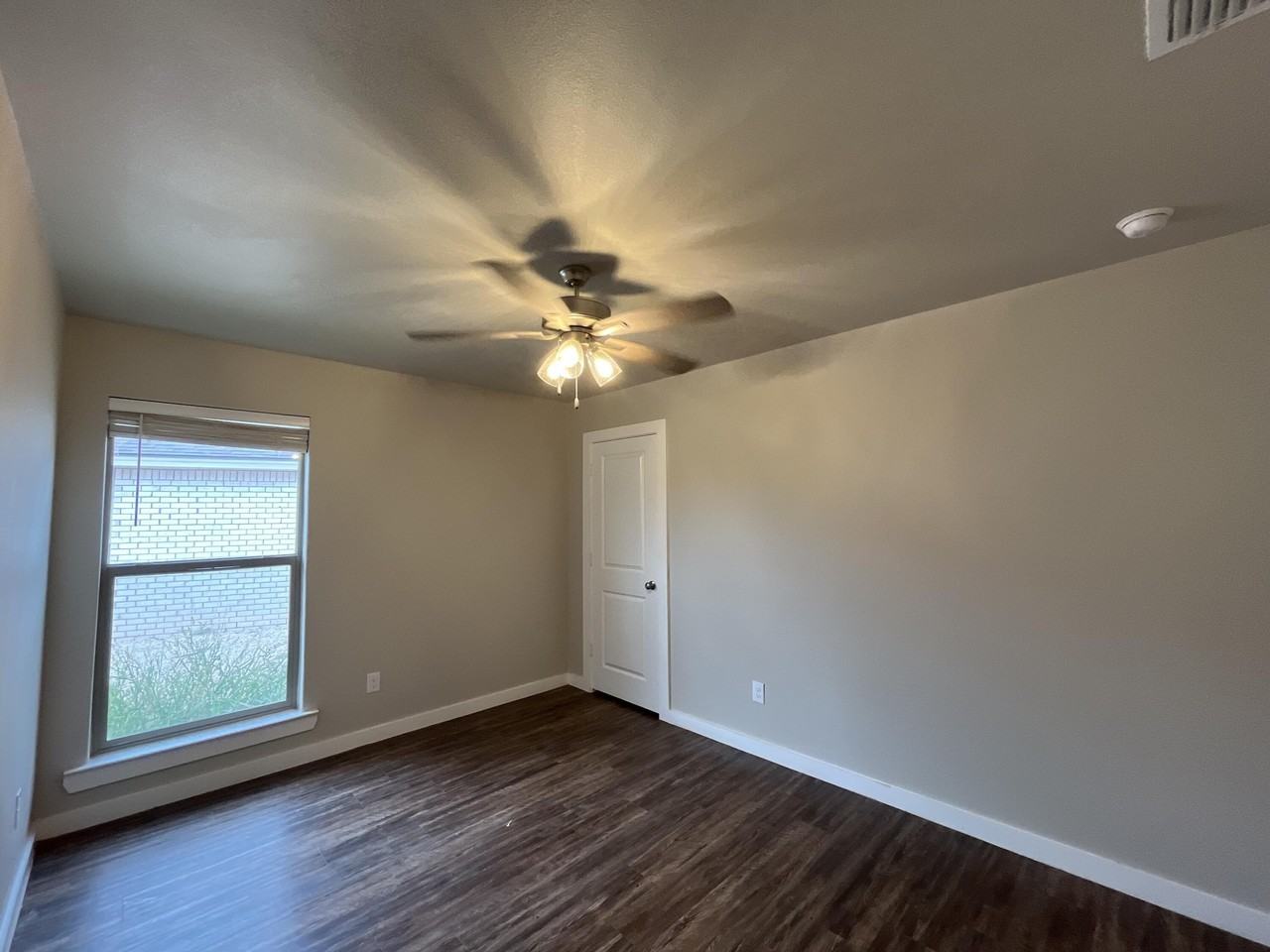 2144 Kirksey Ave - Photo 7 of 12