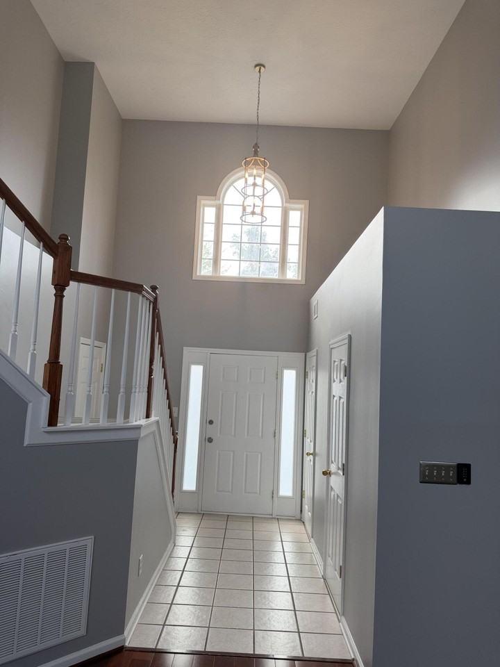 464 Wellington Gardens Dr - Photo 2 of 13