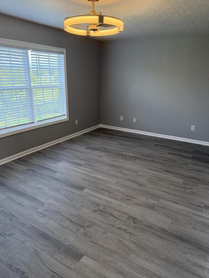464 Wellington Gardens Dr - Photo 7 of 13
