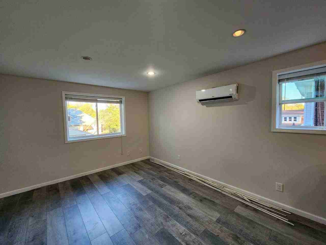 243 Campsie Pl #3 - Photo 4 of 8