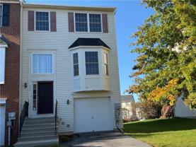342 S Oak St - Photo 1 of 1