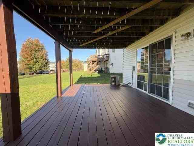 342 S Oak St - Photo 4 of 17