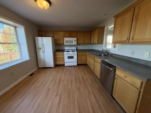 342 S Oak St - Photo 6 of 17