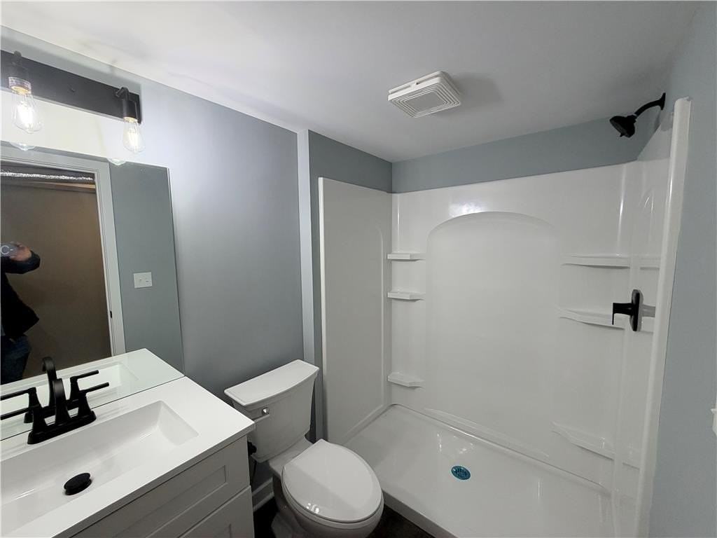 164 Stark St - Photo 7 of 13