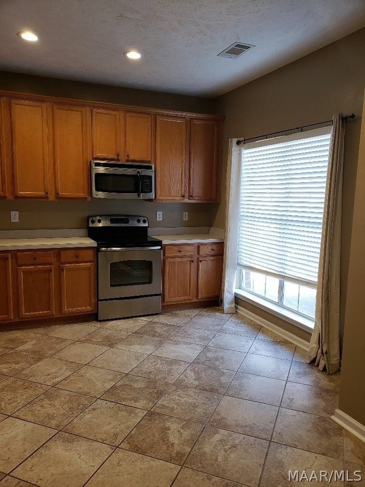 9619 Greythorne Way - Photo 6 of 30