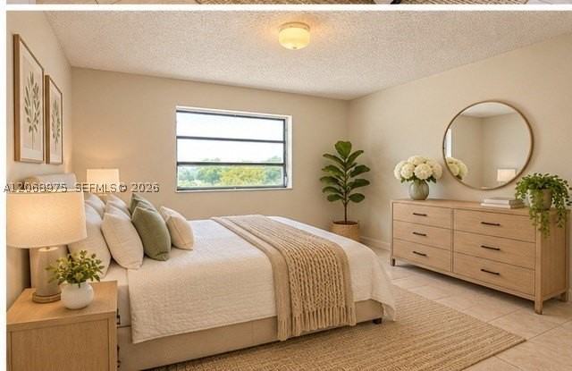 1095 W 37th St - Photo 5 of 6