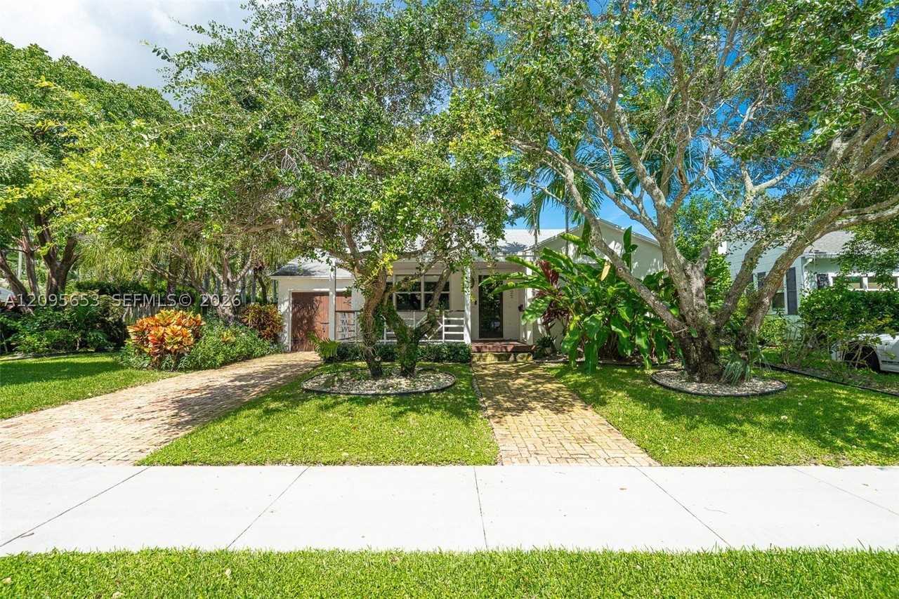 322 Princeton Dr