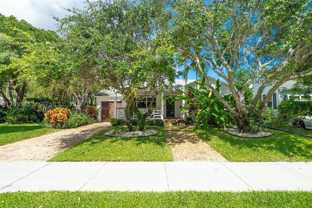 322 Princeton Dr - Photo 1 of 1