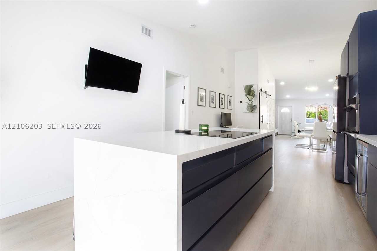 5442 W 27th Ave #5442 - Photo 4 of 20