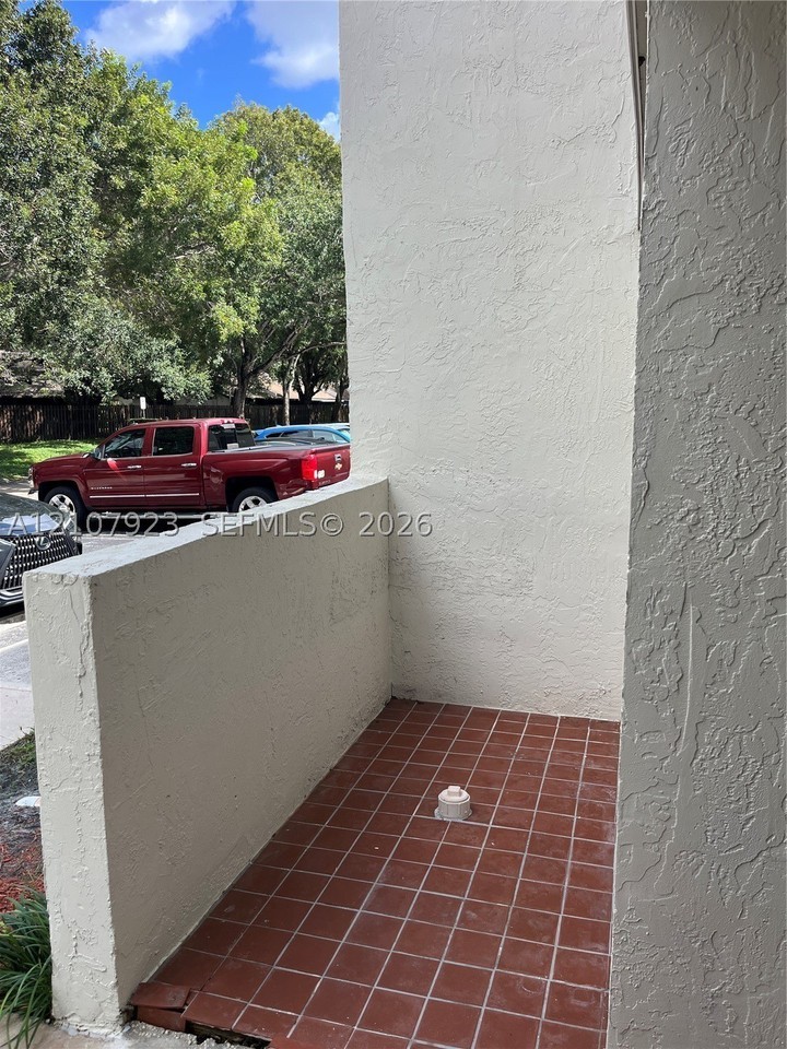9884 Nw 15th St #182 - Photo 5 of 39