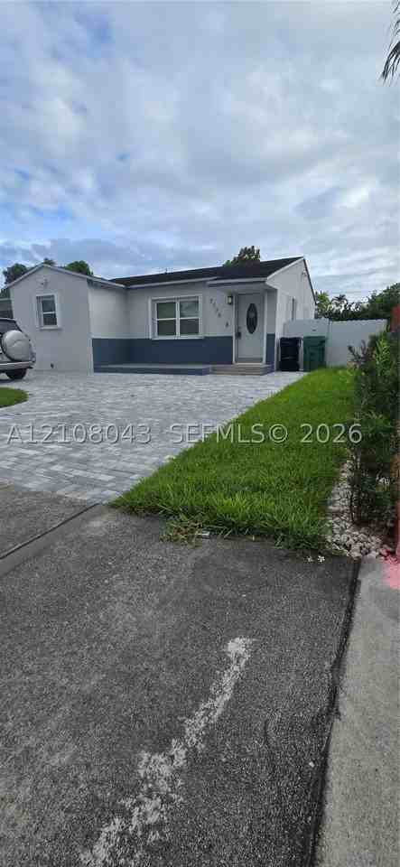 7176 Sw 12th St #7176 - Photo 3 of 32