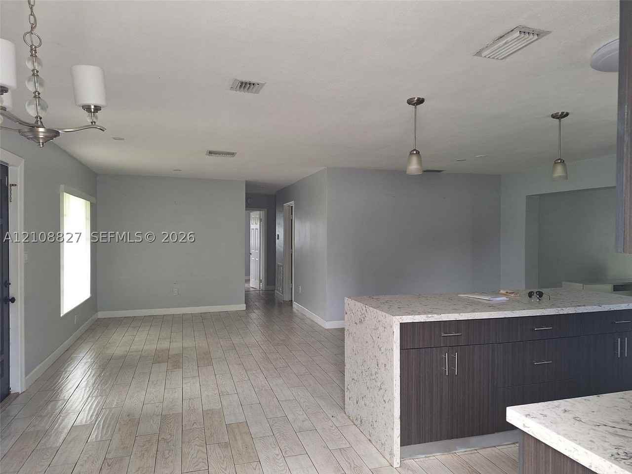 15261 Sw 102nd Ct - Photo 5 of 27