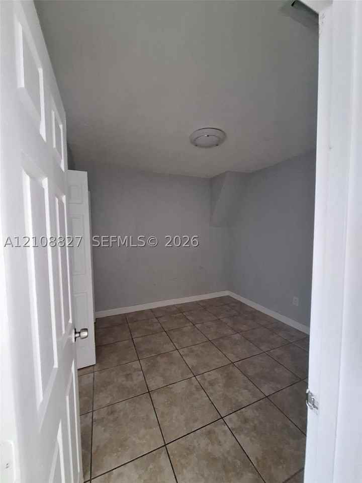 15261 Sw 102nd Ct - Photo 7 of 27
