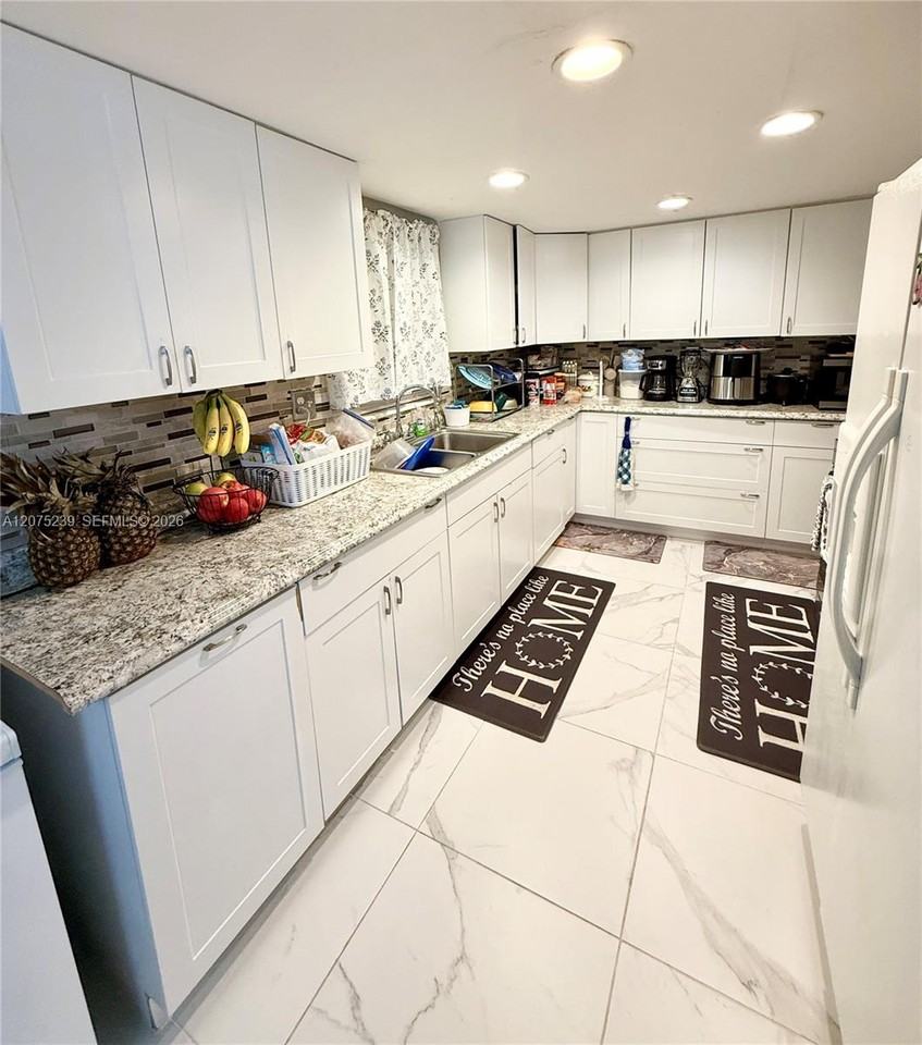 29 Nw 6th Ter - Photo 5 of 6