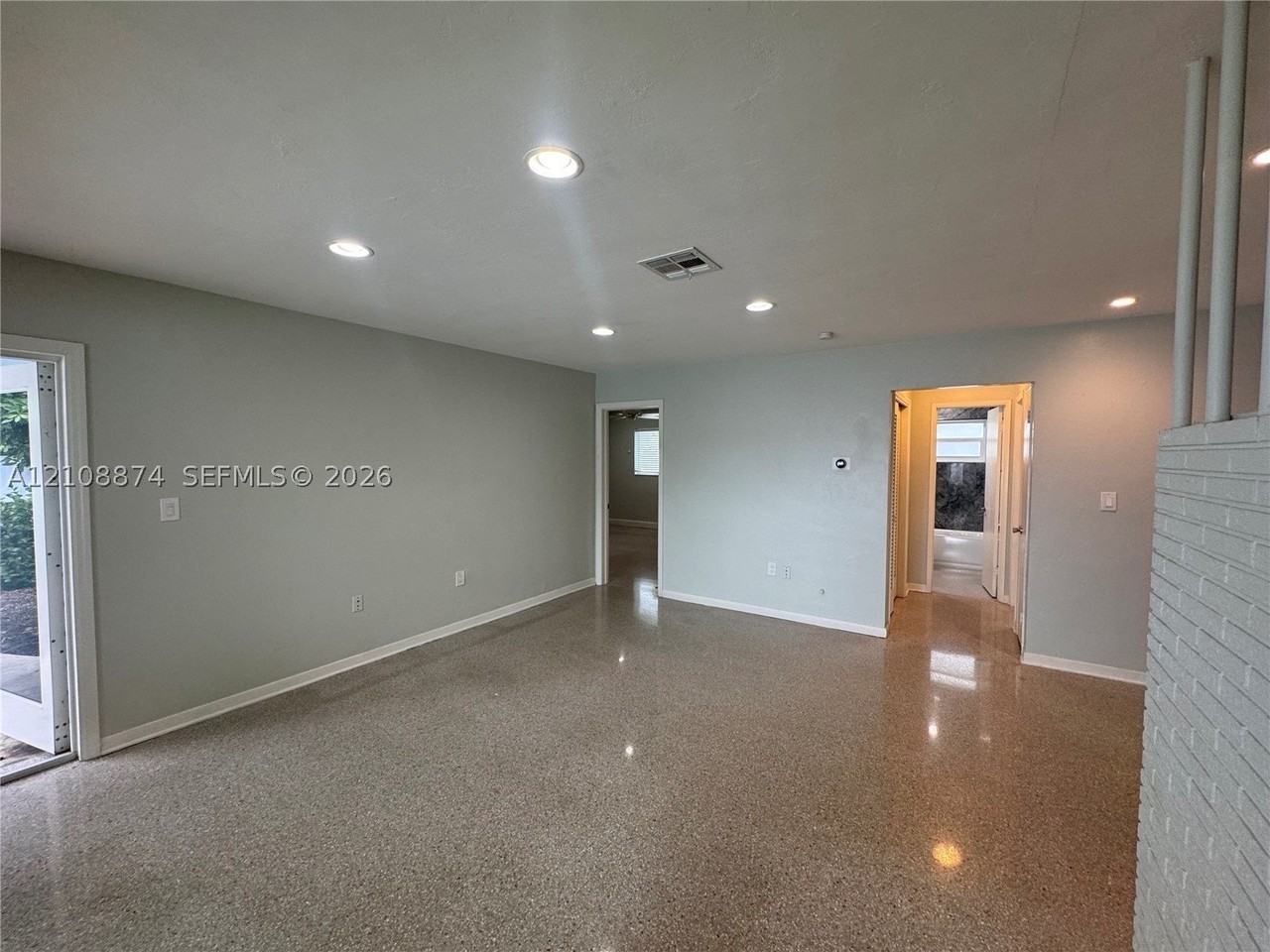 44 Ne 16th Ct #0 - Photo 6 of 33