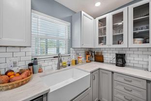 300 Sw 25th Ter - Photo 1 of 1
