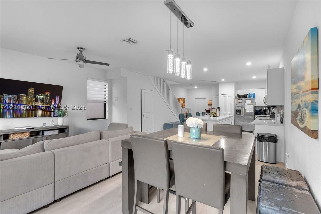 25057 Sw 108th Ave #25057 - Photo 5 of 23