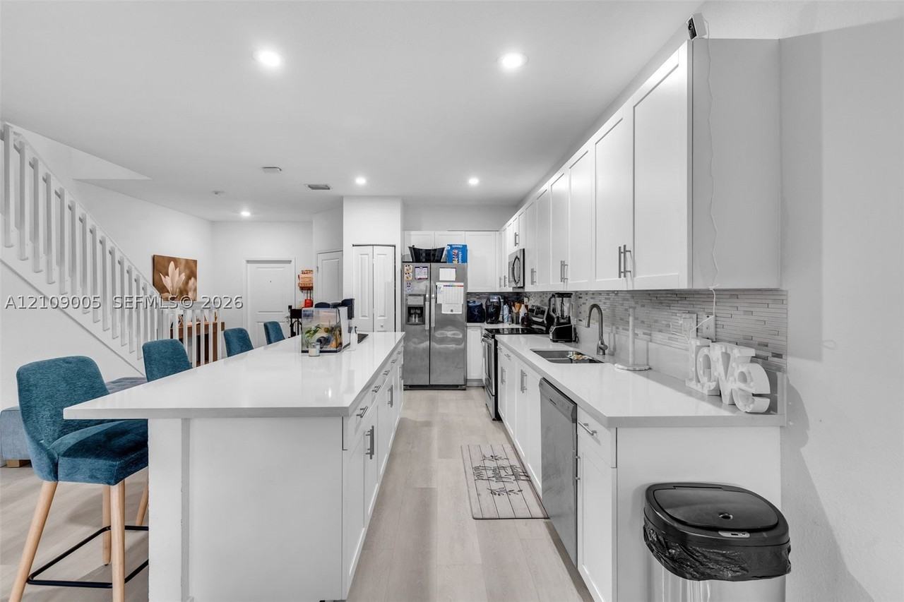 25057 Sw 108th Ave #25057 - Photo 6 of 23